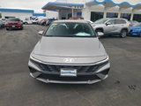 Used 2024 Hyundai Elantra SEL image 3