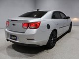 Used 2015 Chevrolet Malibu LT image 2