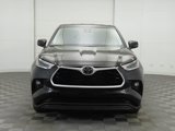 Used 2021 Toyota Highlander LE image 2