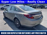 Used 2017 Buick Regal Sport Touring image 2
