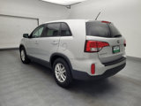 Used 2015 Kia Sorento LX image 5