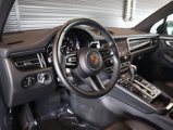 Used 2022 Porsche Macan image 4