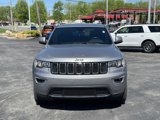 Used 2018 Jeep Grand Cherokee Laredo image 2