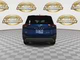 Used 2023 Nissan Rogue SV image 2