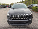 Used 2015 Jeep Cherokee Latitude w/ Comfort/Convenience Group image 2