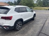 Used 2022 Volkswagen Taos SE image 4