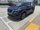 Used 2021 Nissan Rogue SV image 2