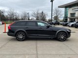 Used 2018 Volvo V90 T6 Cross Country w/ Protection Package image 4