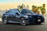 Used 2021 Toyota Camry SE image 2