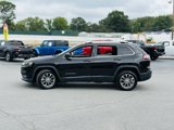 Used 2020 Jeep Cherokee Latitude Plus w/ Comfort/Convenience Group image 4