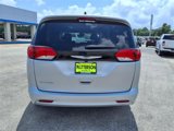 Used 2023 Chrysler Voyager LX image 3