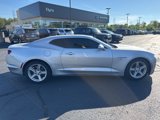 Used 2019 Chevrolet Camaro LT image 4