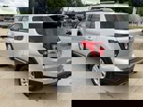 Used 2018 Ford Explorer XLT image 5