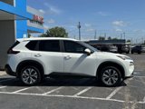 Used 2023 Nissan Rogue SV image 4