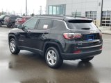 Used 2023 Jeep Compass Latitude w/ Convenience Group image 3