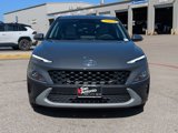 Used 2023 Hyundai Kona SE image 3