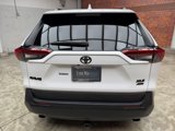 Used 2022 Toyota RAV4 XLE image 4