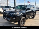 Used 2022 Toyota 4Runner SR5 Premium image 4