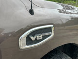 Used 2018 Nissan Titan SV image 4