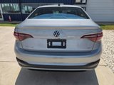 Used 2023 Volkswagen Jetta SE image 4