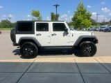 Used 2017 Jeep Wrangler Unlimited Rubicon w/ Connectivity Group image 5