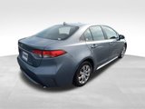 Used 2021 Toyota Corolla LE image 5