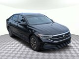 Used 2022 Volkswagen Jetta S image 2