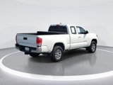 Used 2017 Toyota Tacoma SR5 image 3
