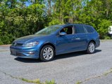 Used 2019 Volkswagen Golf S image 2