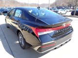 New 2025 Hyundai Elantra Blue image 2