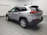 Used 2016 Jeep Cherokee Sport image 5