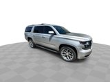 Used 2017 Chevrolet Suburban LT image 2