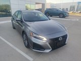 Used 2023 Nissan Altima 2.5 SV image 2
