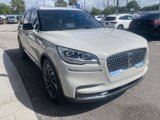 Used 2020 Lincoln Aviator Reserve w/ Equipment Group 202A image 5