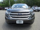 Used 2018 Ford Edge SE image 3