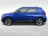 Used 2022 Hyundai Venue SEL w/ Cargo Package image 2