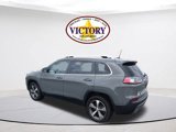 Used 2021 Jeep Cherokee Limited image 3