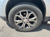 Used 2014 GMC Acadia SLT image 2