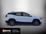 Used 2023 GMC Terrain SLT image 2