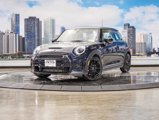 Used 2022 MINI Cooper S image 2
