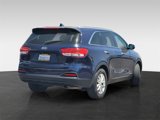 Used 2016 Kia Sorento LX w/ LX Convenience Package image 4