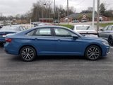 New 2025 Volkswagen Jetta SE image 2