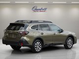 Used 2022 Subaru Outback Premium image 4