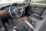 Used 2018 Tesla Model X 75D image 4