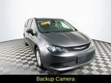 Used 2017 Chrysler Pacifica Touring w/ Tire & Wheel Group image 3