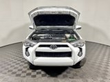 Used 2016 Toyota 4Runner SR5 image 5