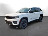 New 2025 Jeep Grand Cherokee Altitude image 4