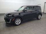 Used 2023 Kia Soul LX w/ LX Technology Package image 2