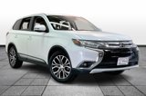 Used 2016 Mitsubishi Outlander SE image 2
