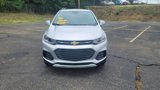 Used 2022 Chevrolet Trax LT w/ Driver Confidence Package image 4
